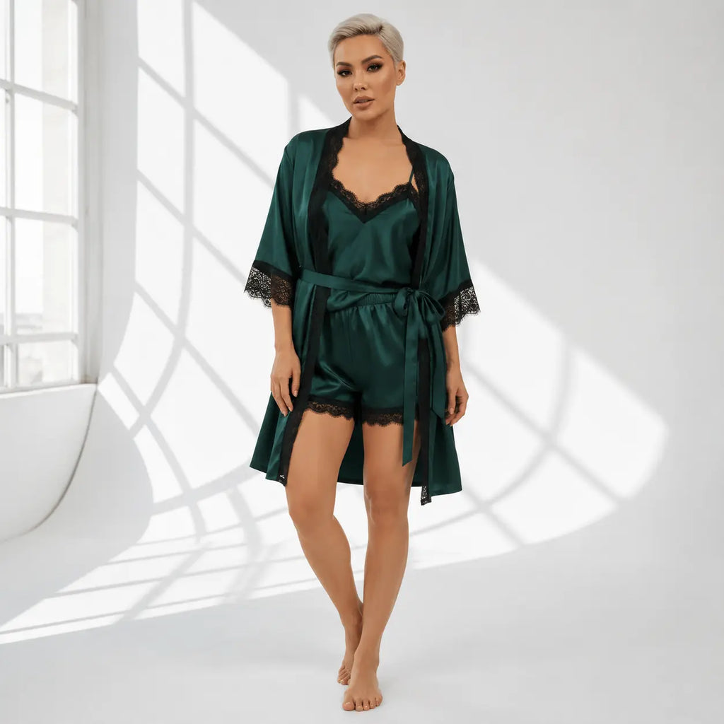 Ensemble satin vert émeraude avec peignoir