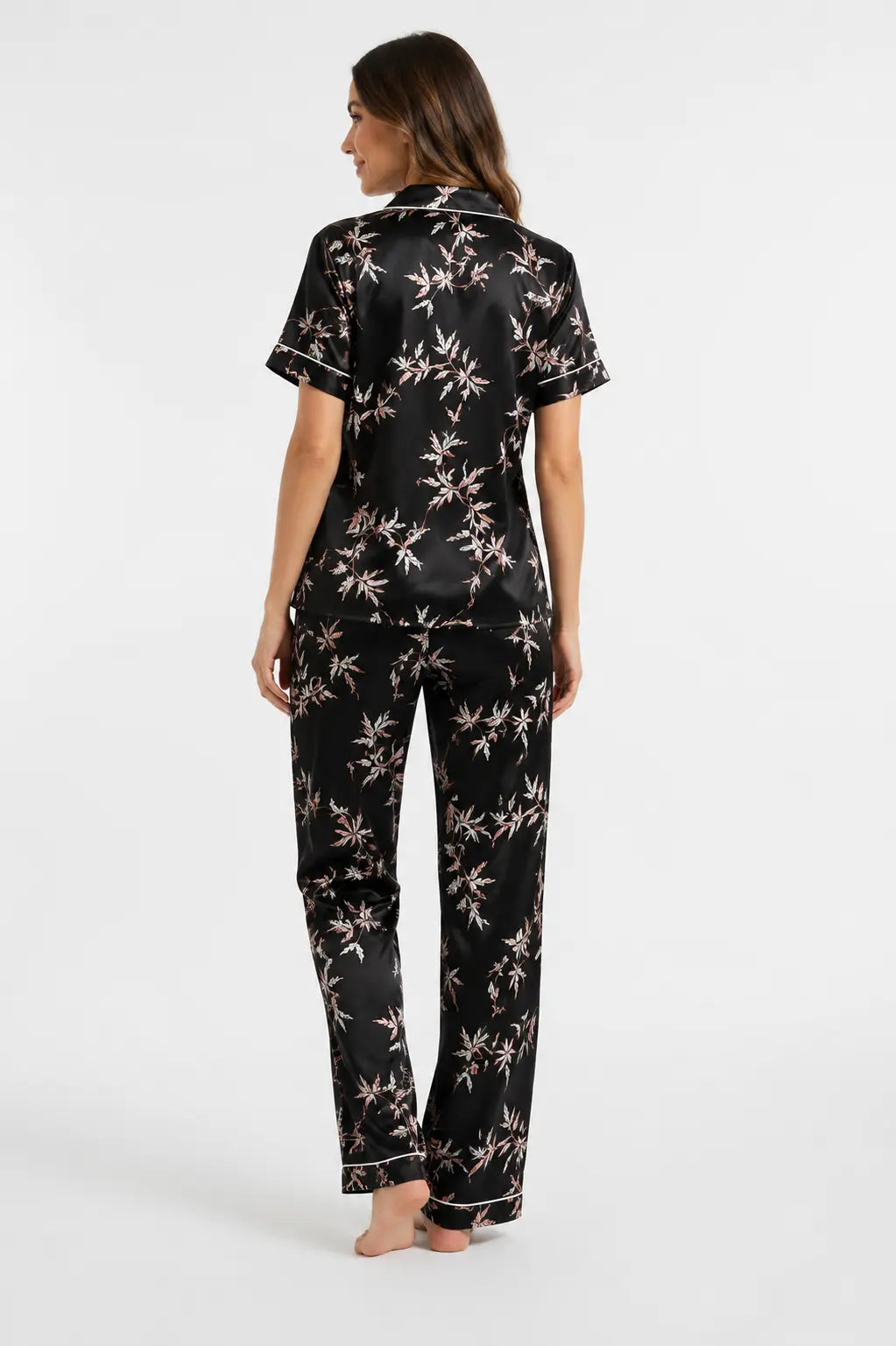 Pyjama Satin Sexy Femme Look Sophistiqué