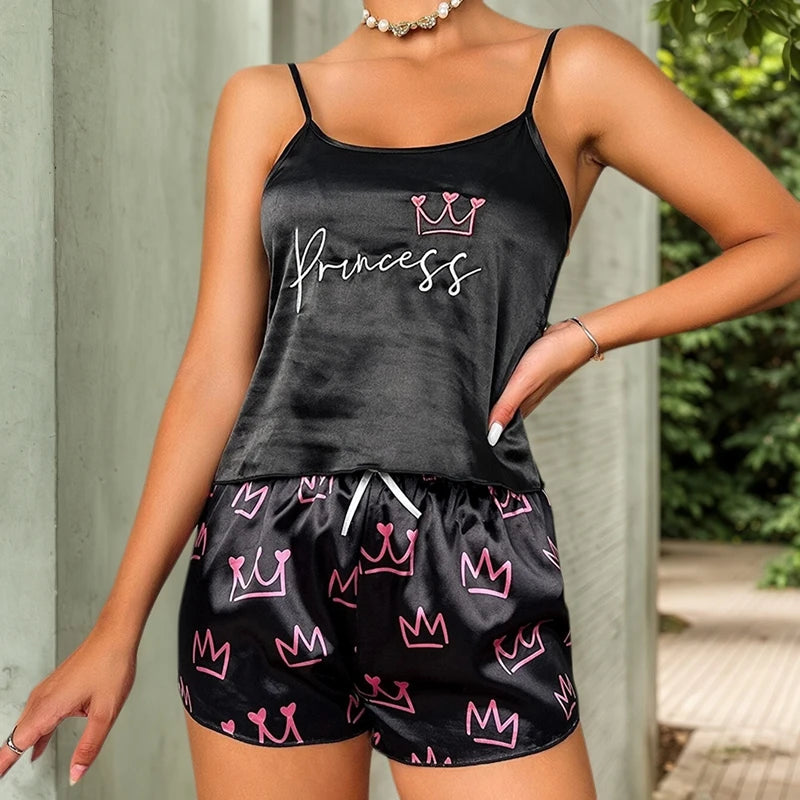 Ensemble satin femme noir Princess avec débardeur fin et short à motifs couronne roses