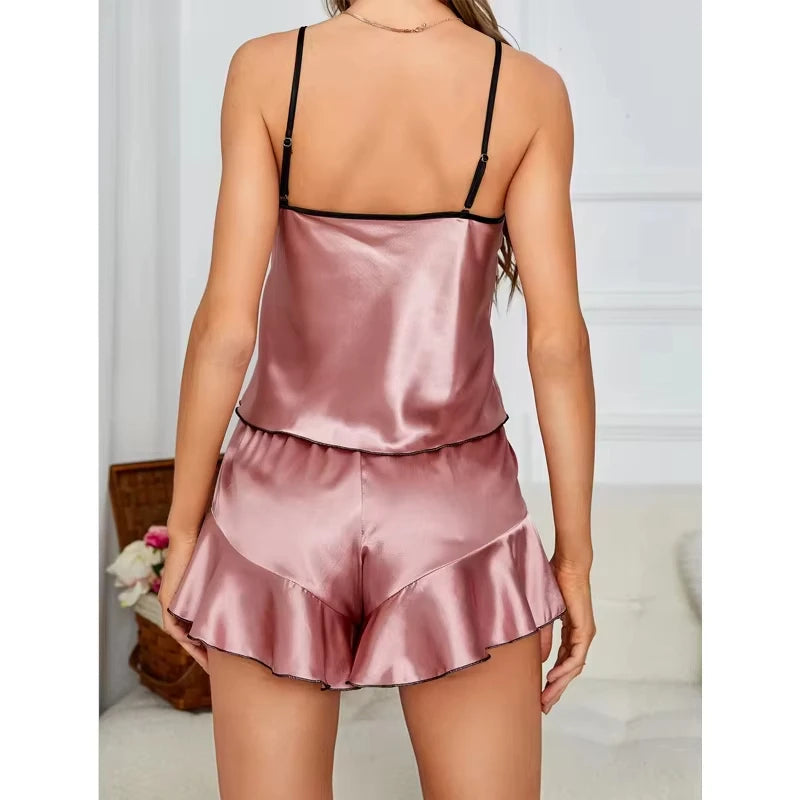 Pyjama satin femme vert avec short volant