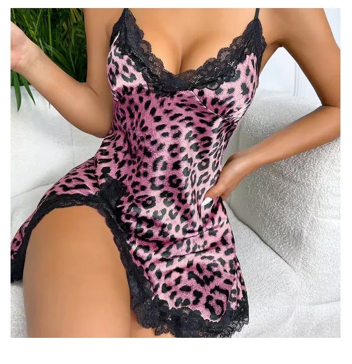 Nuisette satin léopard avec dentelle noire
